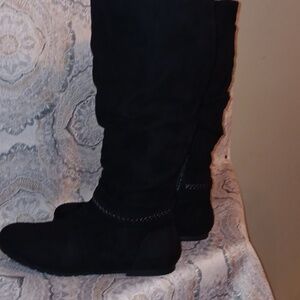 Women's Black Suede Boots
